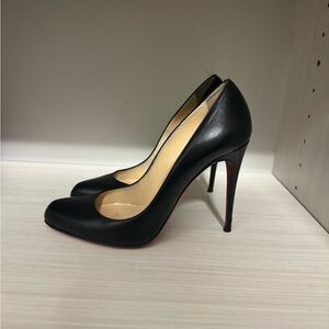 Louboutin pumps size 36